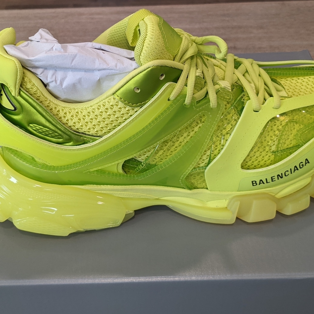 Men's Balenciaga "Track" Clear Sole Leather Free Sneakers Lime - Picture 4 of 8